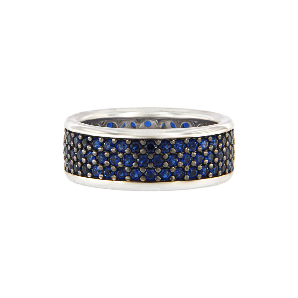 18ct gold White ring with blue stones