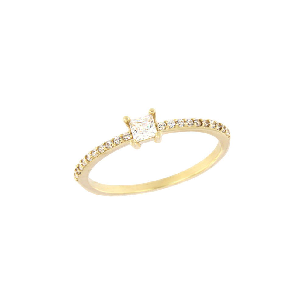 18ct gold Ring with white square center stones