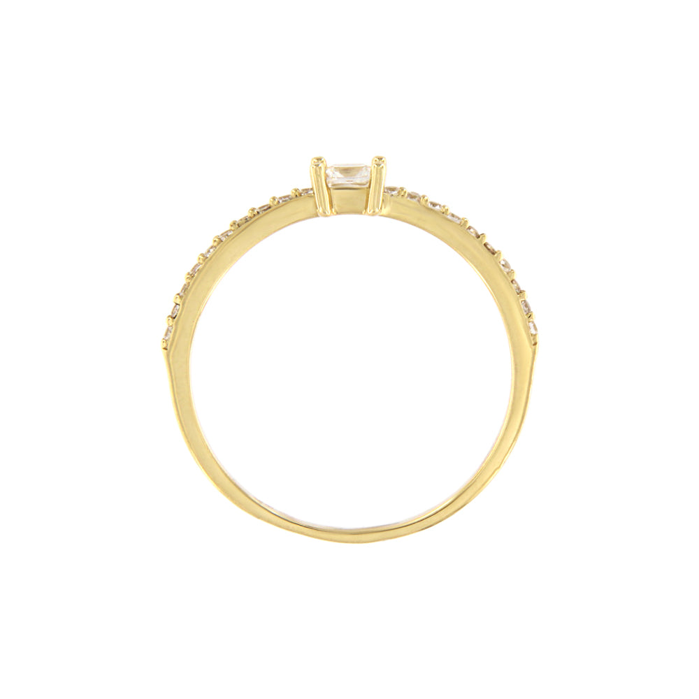 18ct gold Ring with white square center stones