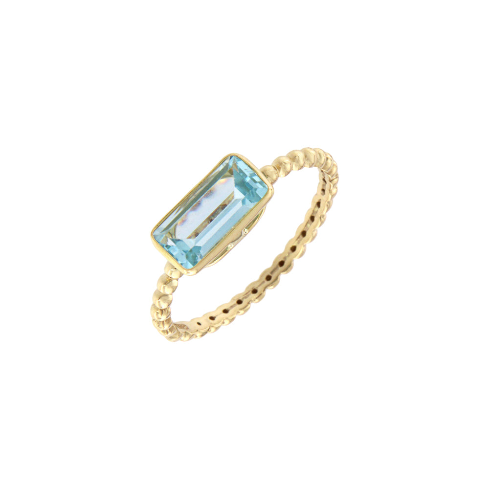 18ct gold Blue Topaz ring