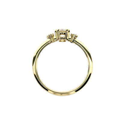 14ct gold ring 3 zircons