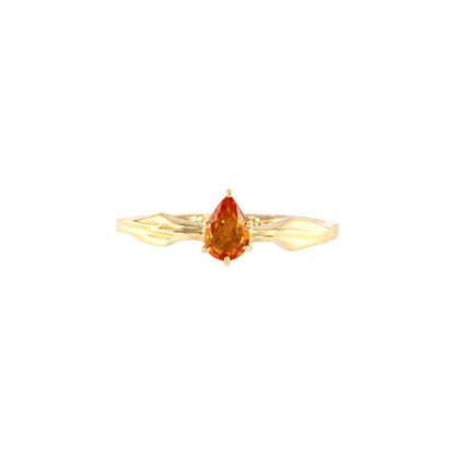 18ct gold Orange sapphire ring