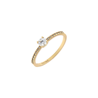 18ct gold White stone ring