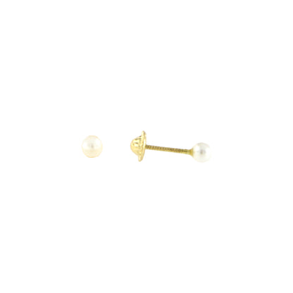 18ct gold  Pearl stud earrings