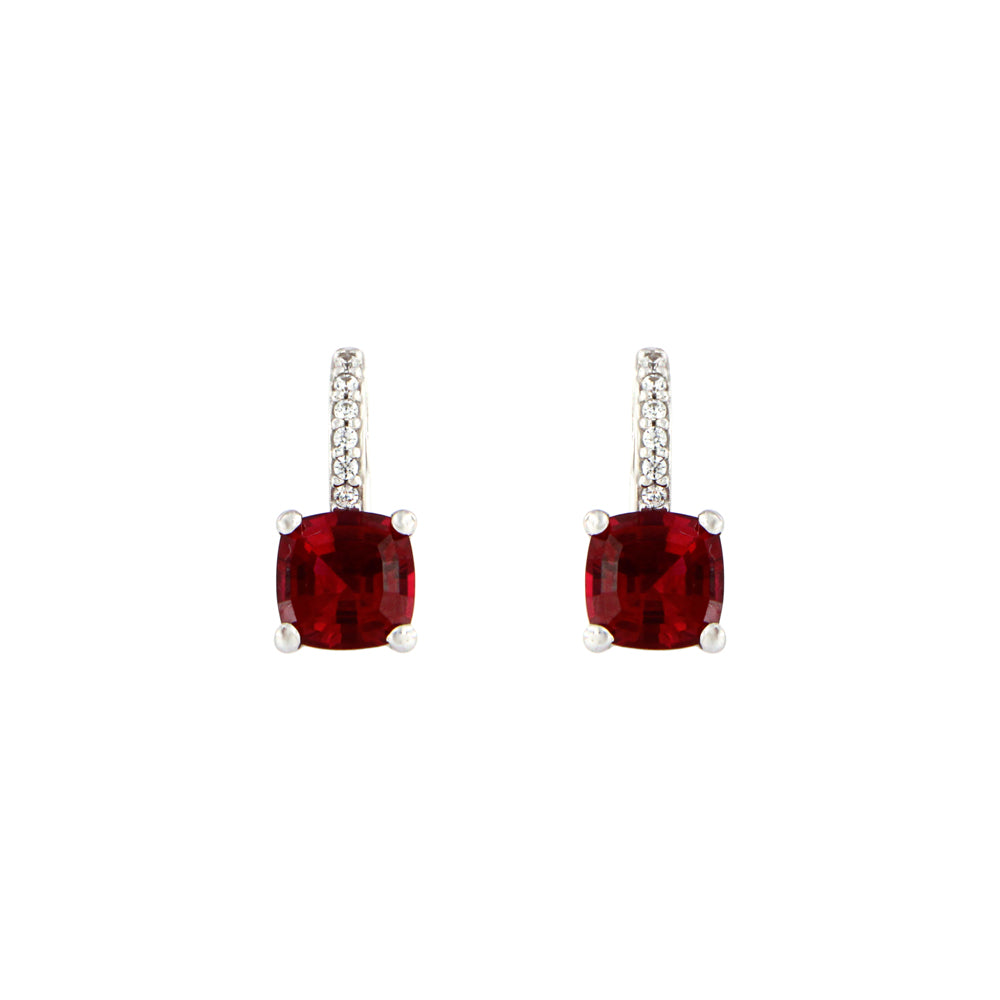 18ct gold Red stone earrings