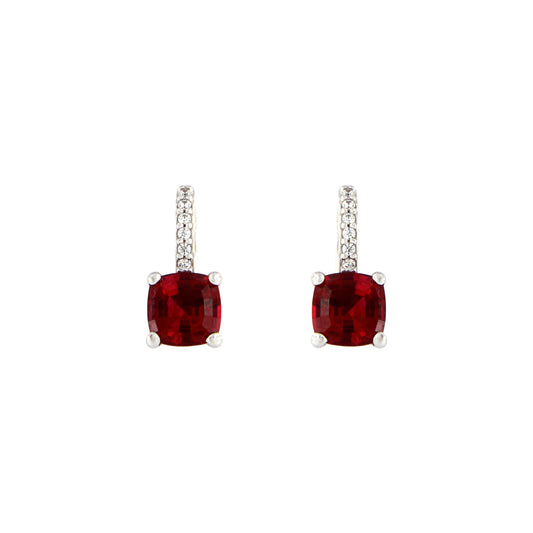 18ct gold Red stone earrings