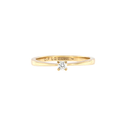 18ct gold L-diamond solitaire ring