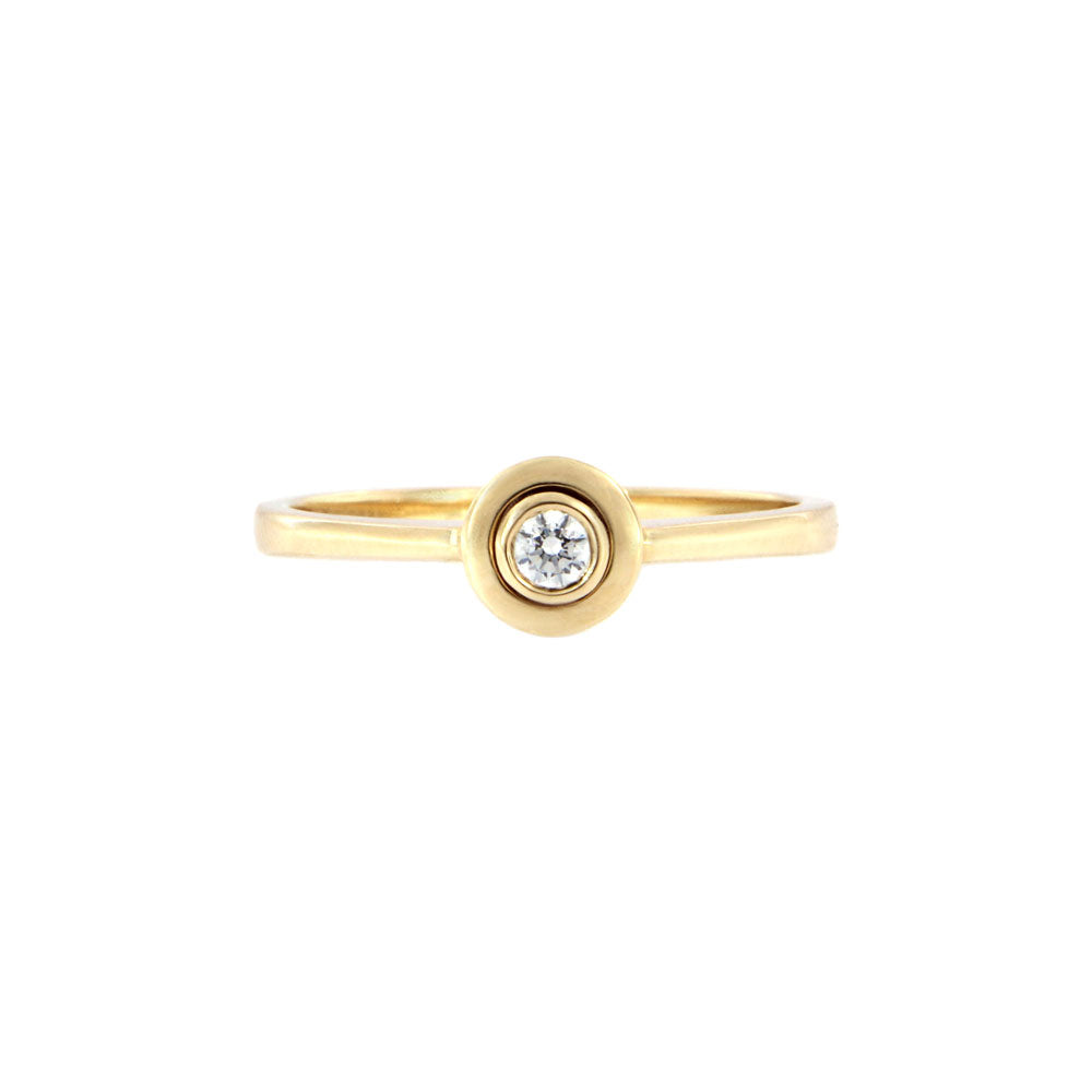 18ct gold White round stone ring