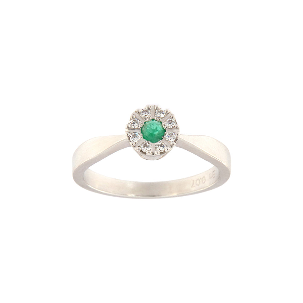 18ct gold Emerald ring