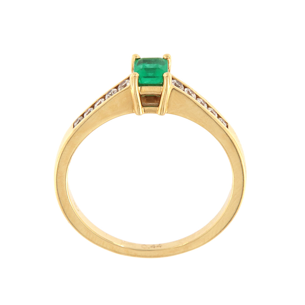 18ct gold Ring