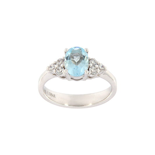 18ct gold Aquamarine and zircons ring