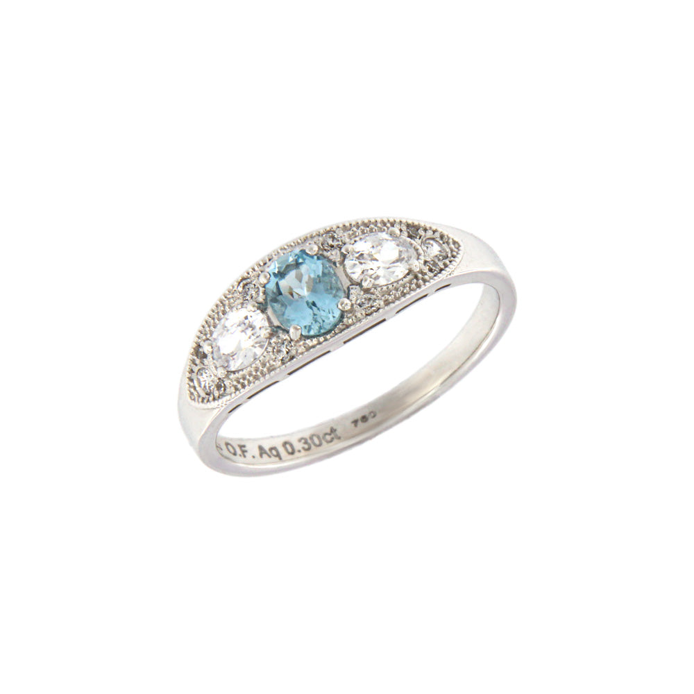 18ct gold Aquamarine ring