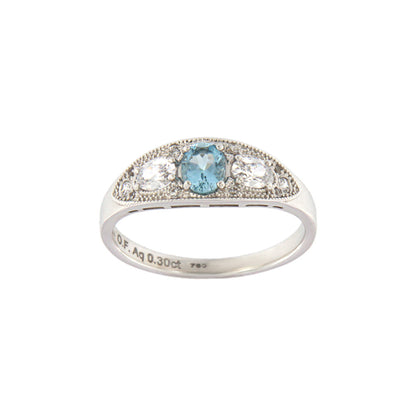 18ct gold Aquamarine ring