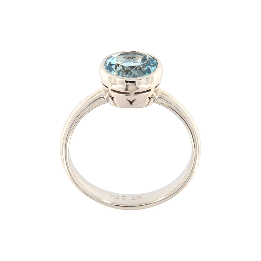 18ct gold WG blue zircon ring