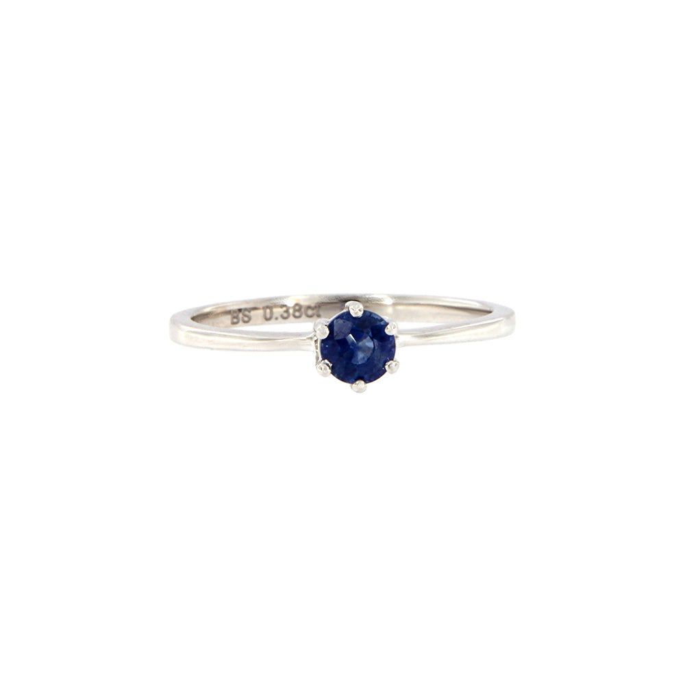 18ct gold Sapphire ring