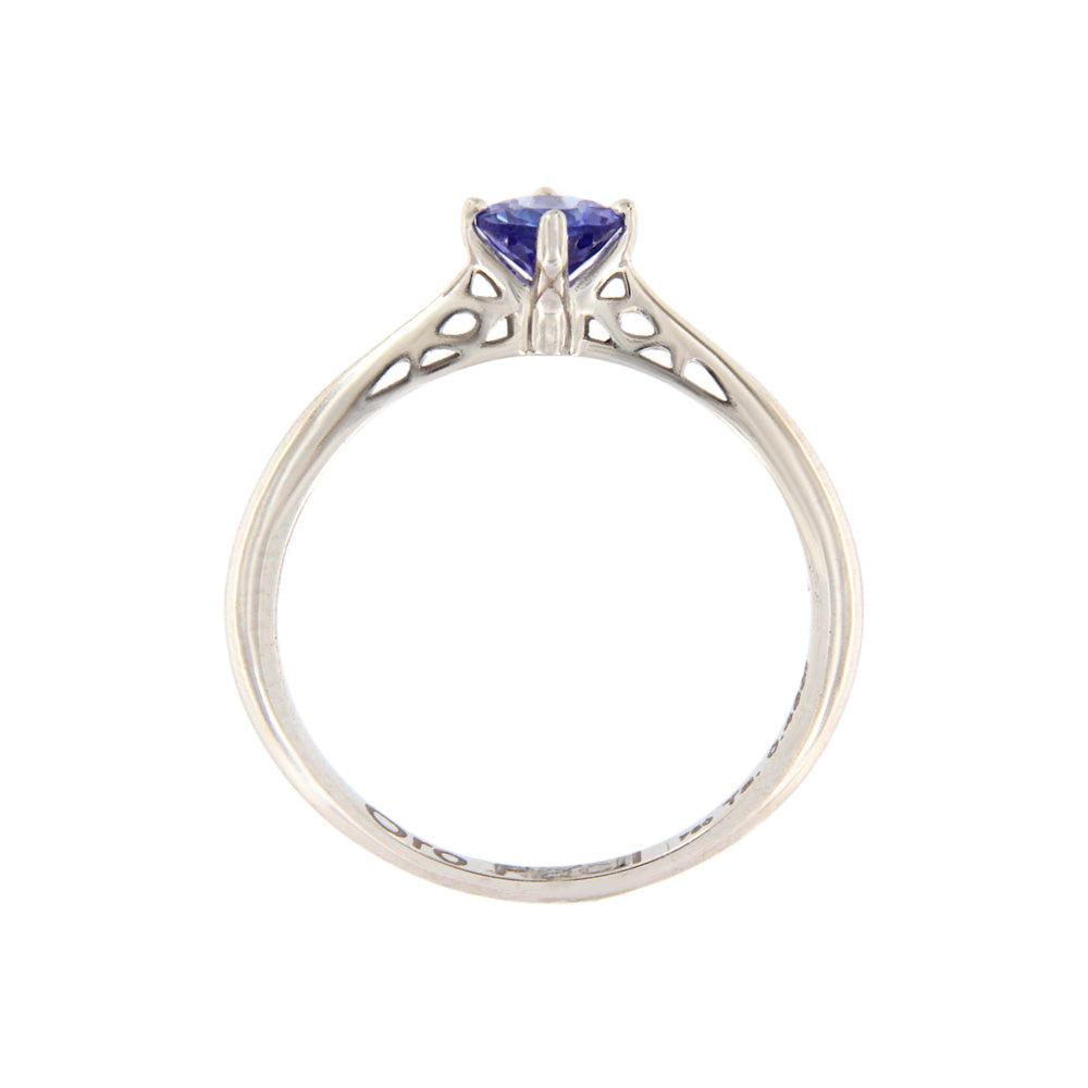 18ct gold Tanzanite ring