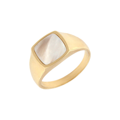 18ct gold Mother of pearl ring