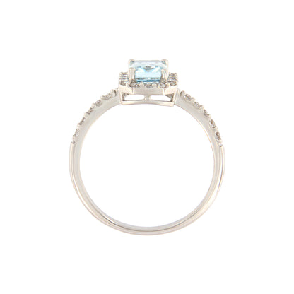 18ct gold Blue topaz stone ring