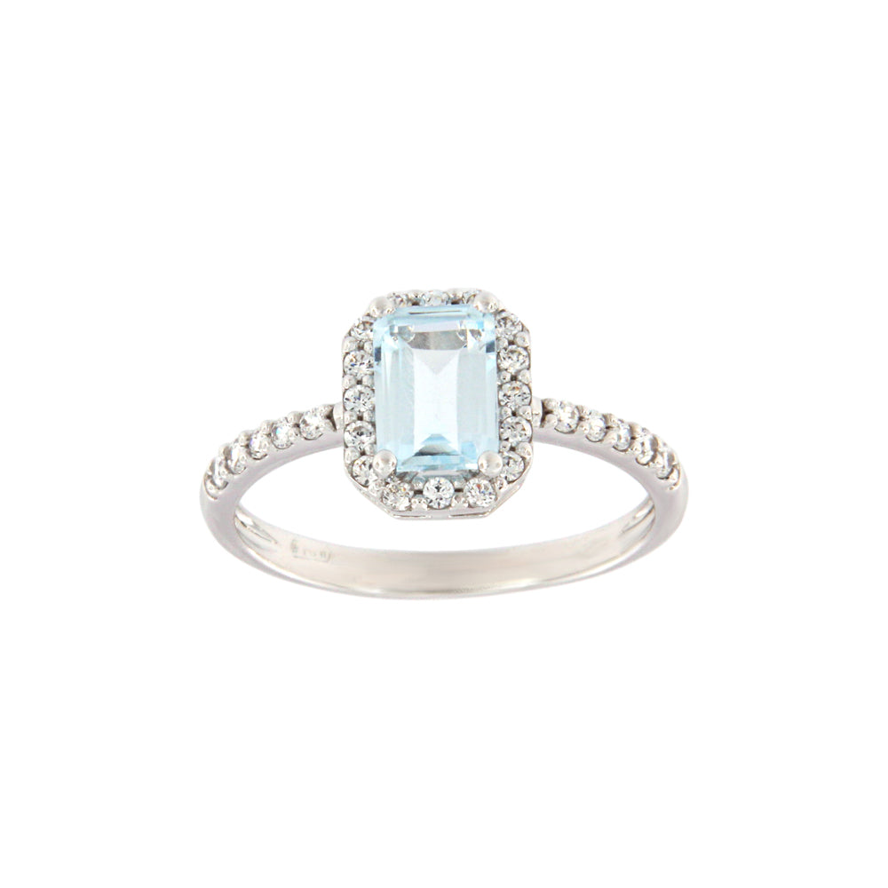 18ct gold Blue topaz stone ring