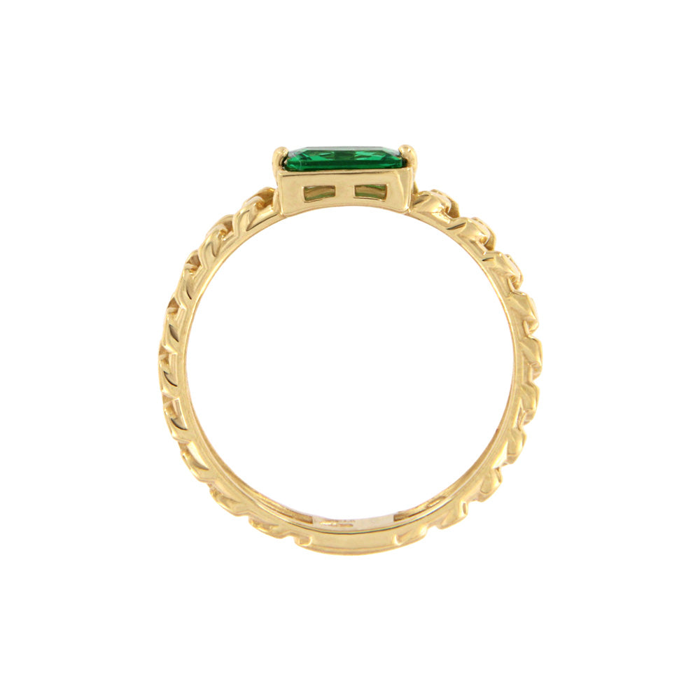 18ct gold Curb Ring with green stone